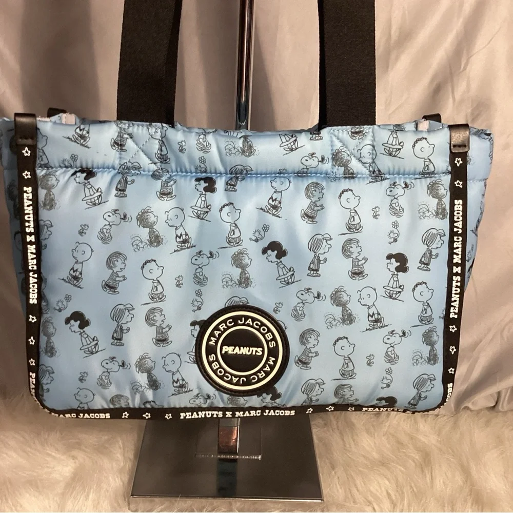 Marc Jacob’s x Peanuts Snoopy Character Printed Blue Nylon Puffy Tote NWOT - Picture 14 of 14